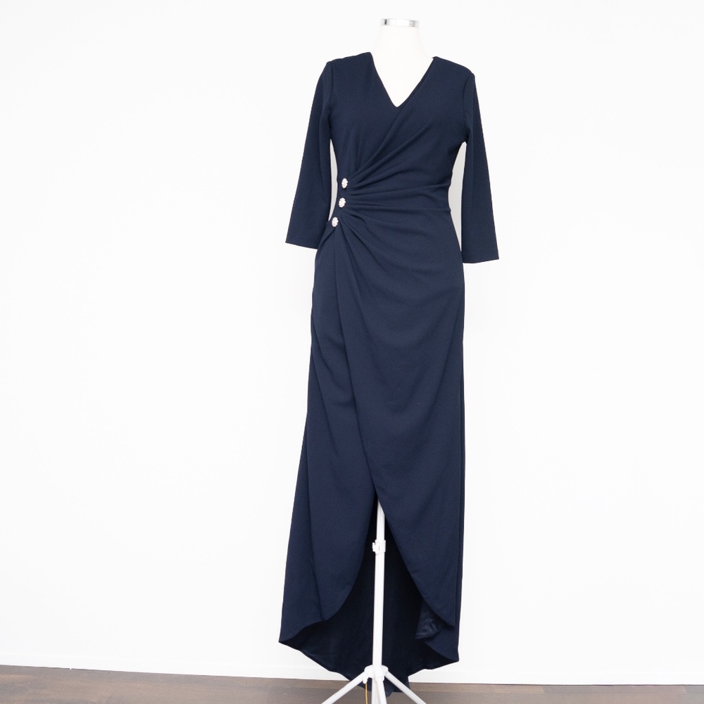 Calvin Klein - Ruched Rhinestone-Button‎ Gown - Picture 2 of 11